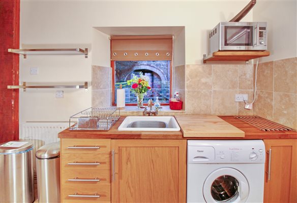 The Barn - Kitchen Sink & Washing Machine